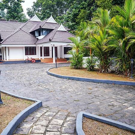 Thanal Premium Villa By - A Place To Call Your Home Muvattupuzha Экстерьер фото