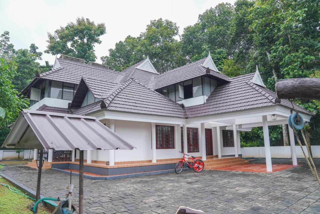 Thanal Premium Villa By - A Place To Call Your Home Muvattupuzha Экстерьер фото